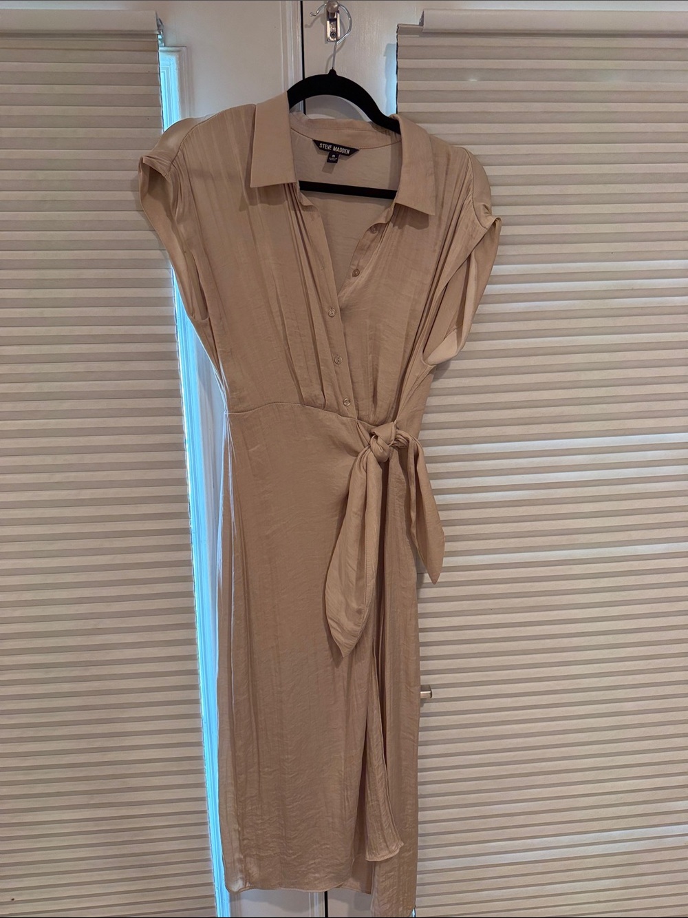 Steve Madden Beige Tie-Waist Midi Shirt Dress